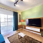 Apartment Reo's *