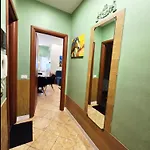 Reo's Apartment