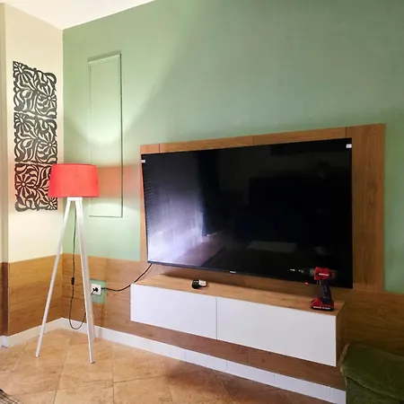 Apartment Reo's Golem (Tirana)